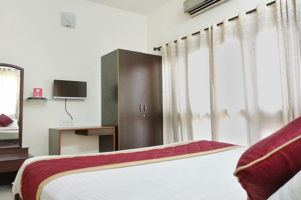 Super Oyo Capital O Premium Hotel Victoria Heights Near Sri Someshwara Swami Temple Bangalore Eksteriør billede