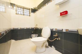 Super Oyo Capital O Premium Hotel Victoria Heights Near Sri Someshwara Swami Temple Bangalore Eksteriør billede