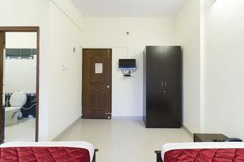 Super Oyo Capital O Premium Hotel Victoria Heights Near Sri Someshwara Swami Temple Bangalore Eksteriør billede